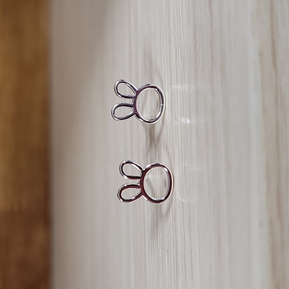🔥LAST PAIR🔥 Hollow Bunny Stud Earrings